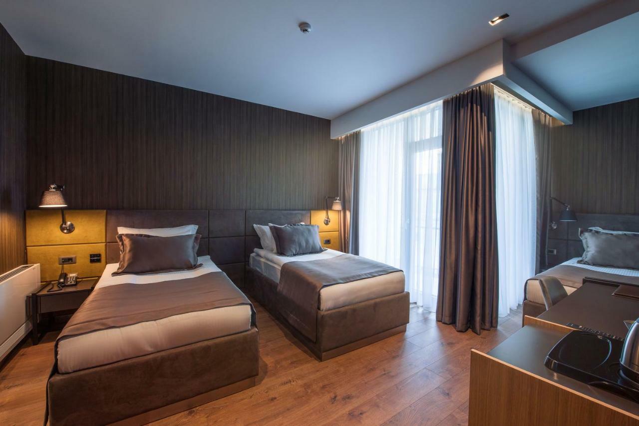 Seraphine Plaza Peje Ngoại thất bức ảnh