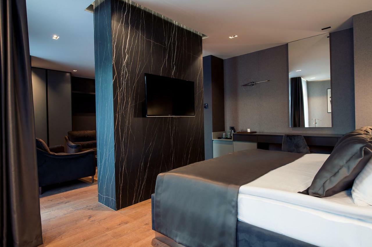 Seraphine Plaza Peje Ngoại thất bức ảnh